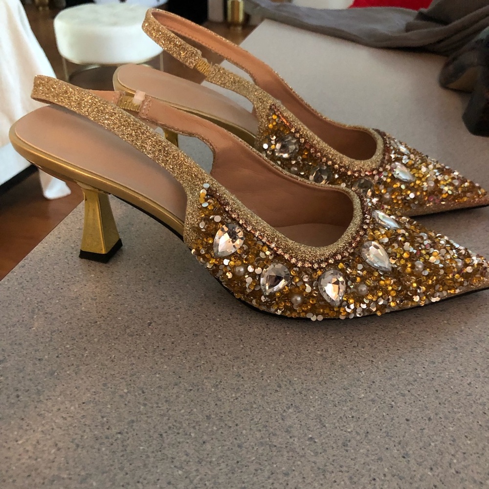 Elegant Gold Embellished Women's Heels